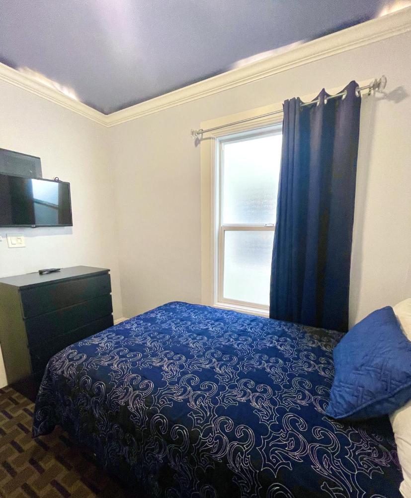 Single Room with Private Bathroom interior